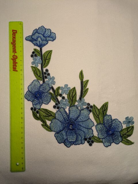 Stickerei Applikation Blumen blau