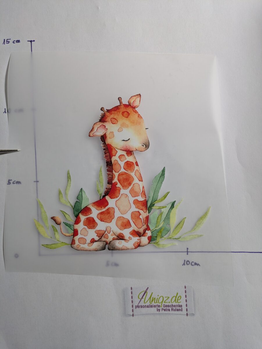 Bügelbild sitzende Giraffe